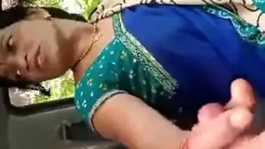 Hindi Maid giving blowjob in car