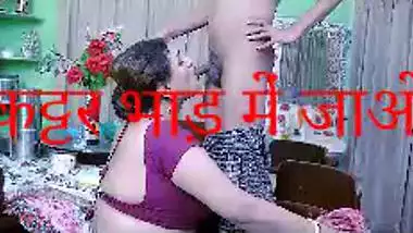 Desi juicy XXX MILF with amazing fat body is penetrated on the carpet